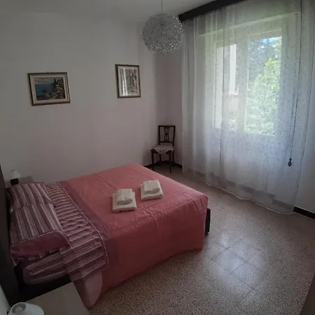 Apartmán Fino A 8 Posti Letto Pontremoli