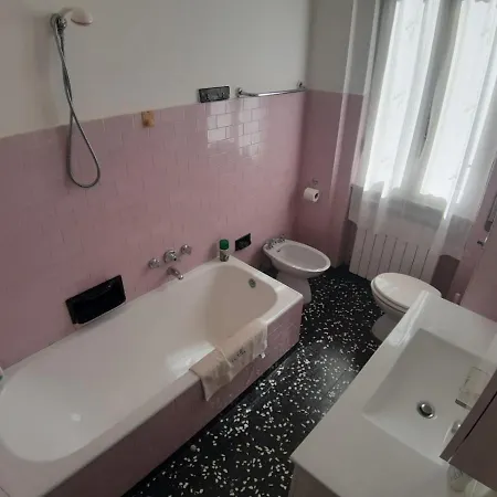Centrale Fino A 8 Posti Letto * Pontremoli